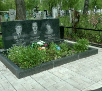 Двойные памятники